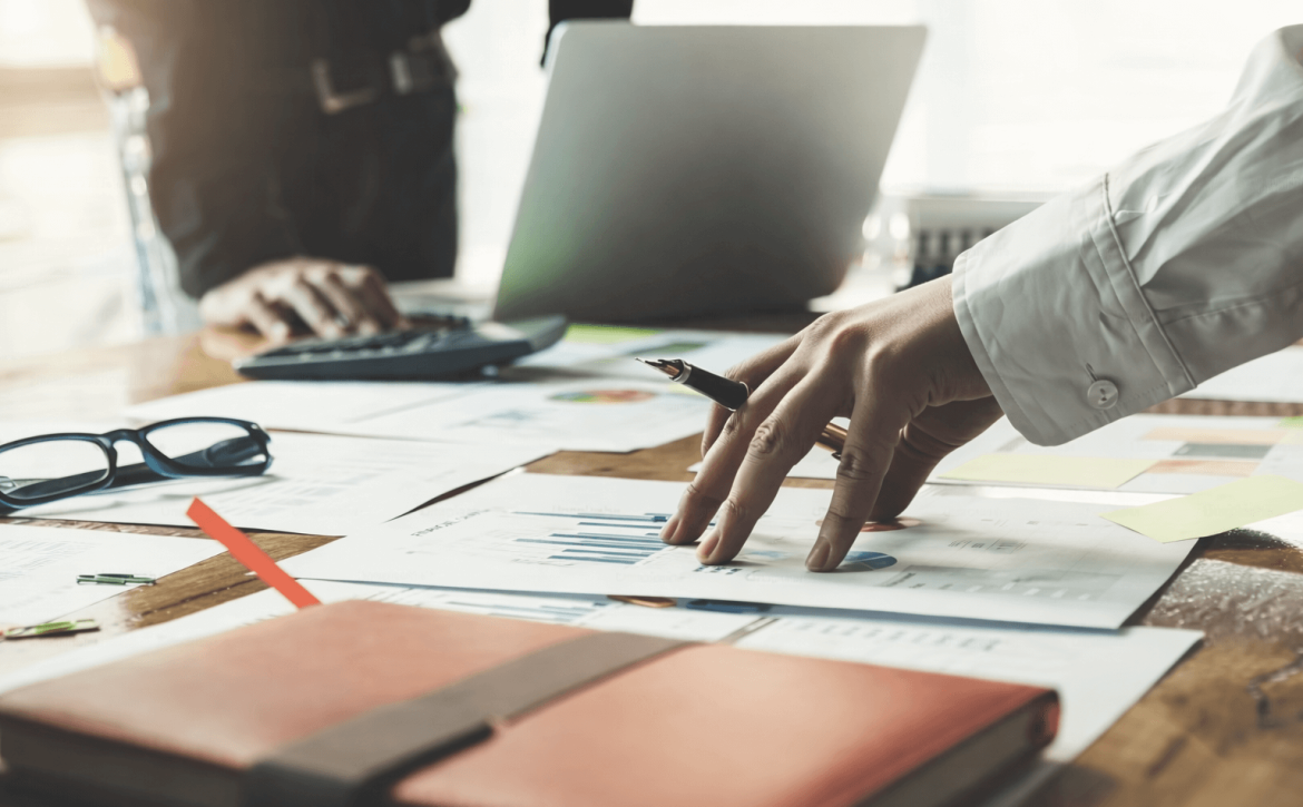 Hiring compliance staff during regulatory investigations: risks and strategy